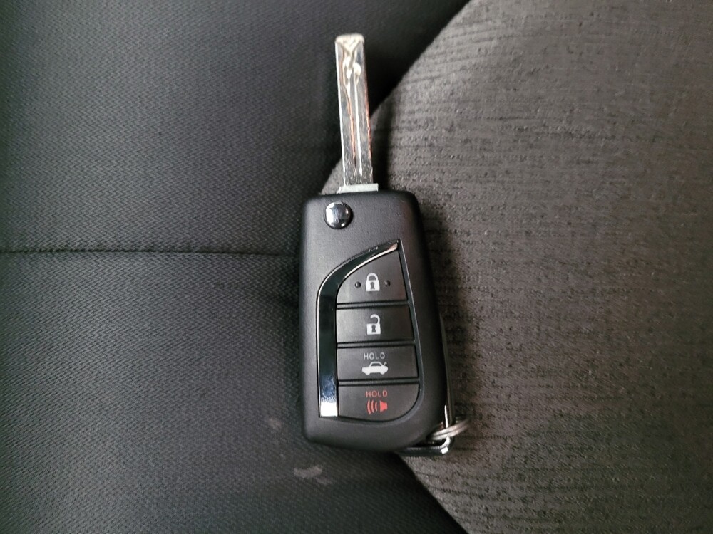 2021 Toyota Camry in Downey, CA 90241 - 18143773 32