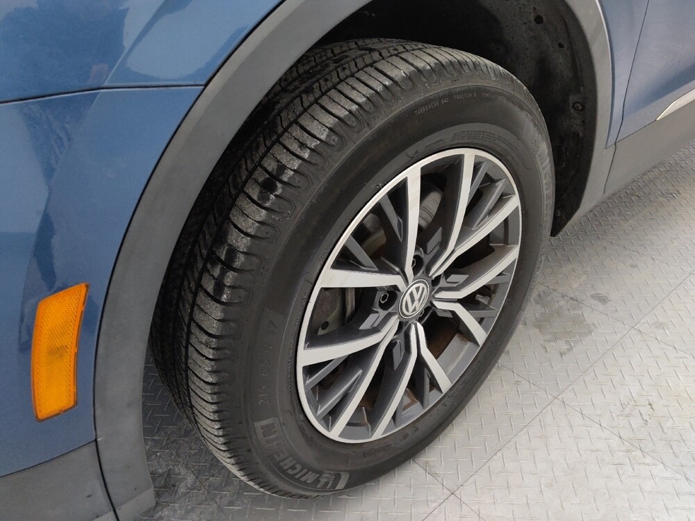 2020 Volkswagen Tiguan in Topeka, KS 66611 - 18143775 31