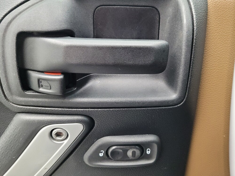 2014 Jeep Wrangler in Las Vegas, NV 89104 - 18143782 27