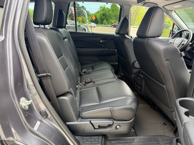 2016 Honda Pilot in Knoxville, TN 37920 - 18143787 17