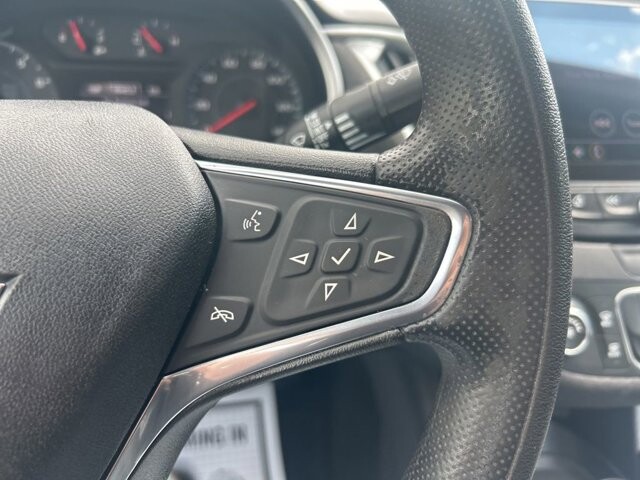 2019 Chevrolet Malibu in Marysville, OH 43040 - 18143803 14