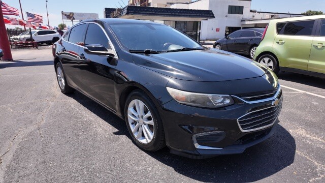 2017 Chevrolet Malibu in Dallas, TX 75228 - 18143821 3
