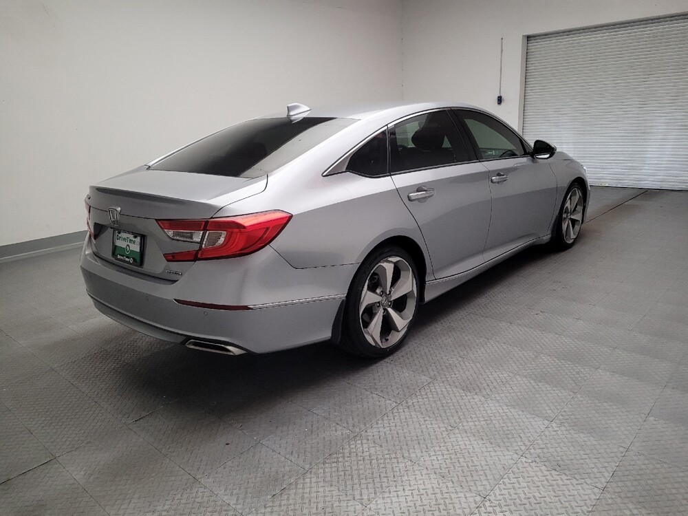 2018 Honda Accord in Downey, CA 90241 - 18143830 9