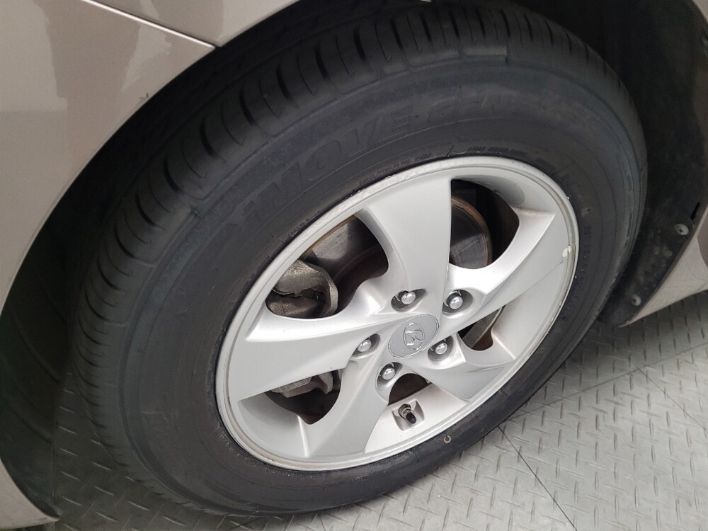 2015 Hyundai Elantra in Riverside, CA 92504 - 18143831 31