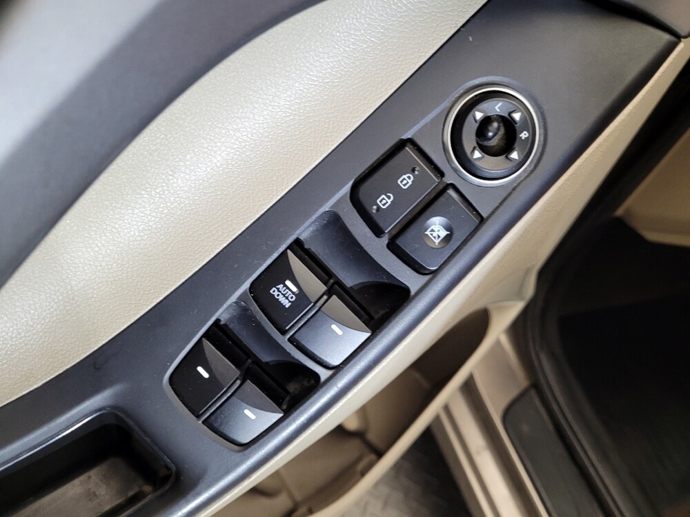 2015 Hyundai Elantra in Riverside, CA 92504 - 18143831 27