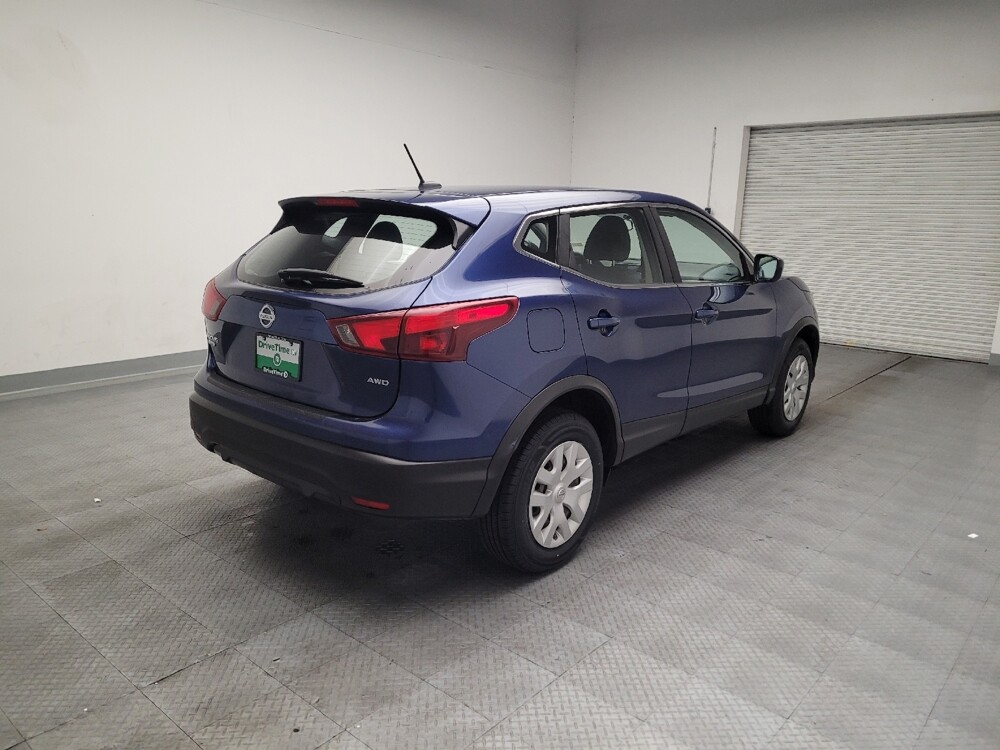 2019 Nissan Rogue Sport in Riverside, CA 92504 - 18143832 9