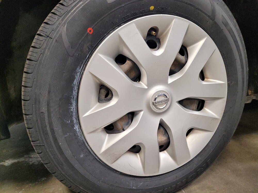 2019 Nissan Rogue Sport in Riverside, CA 92504 - 18143832 31