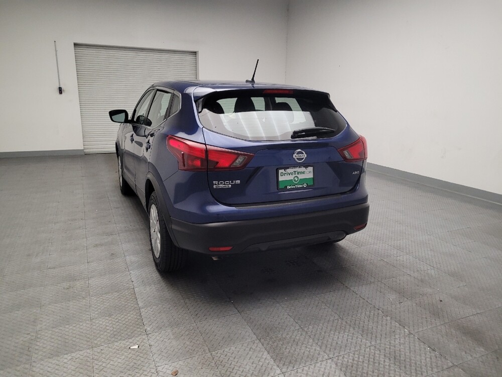 2019 Nissan Rogue Sport in Riverside, CA 92504 - 18143832 6
