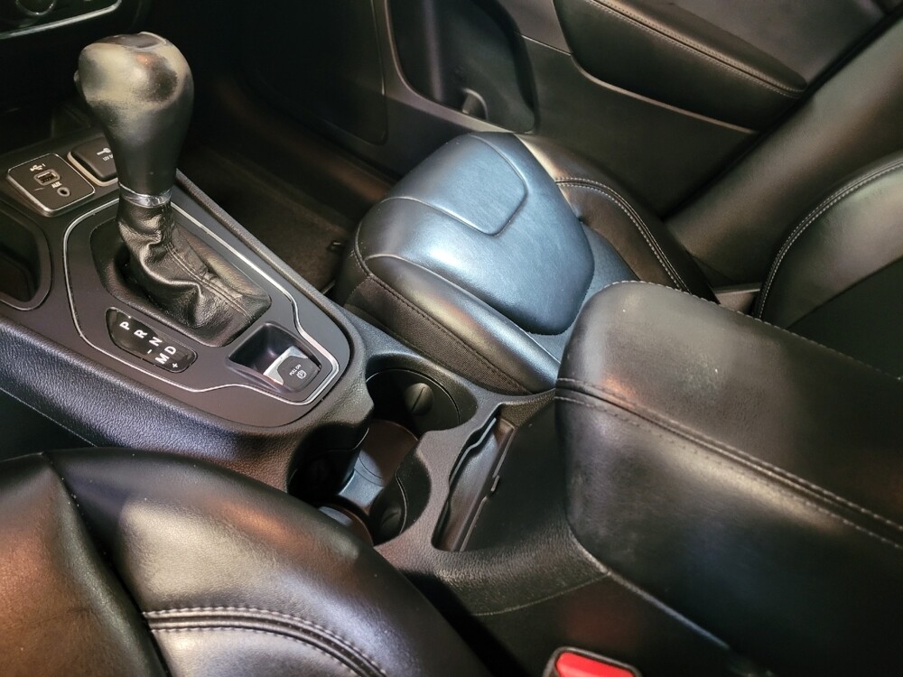 2019 Jeep Cherokee in Sacramento, CA 95821 - 18143835 26