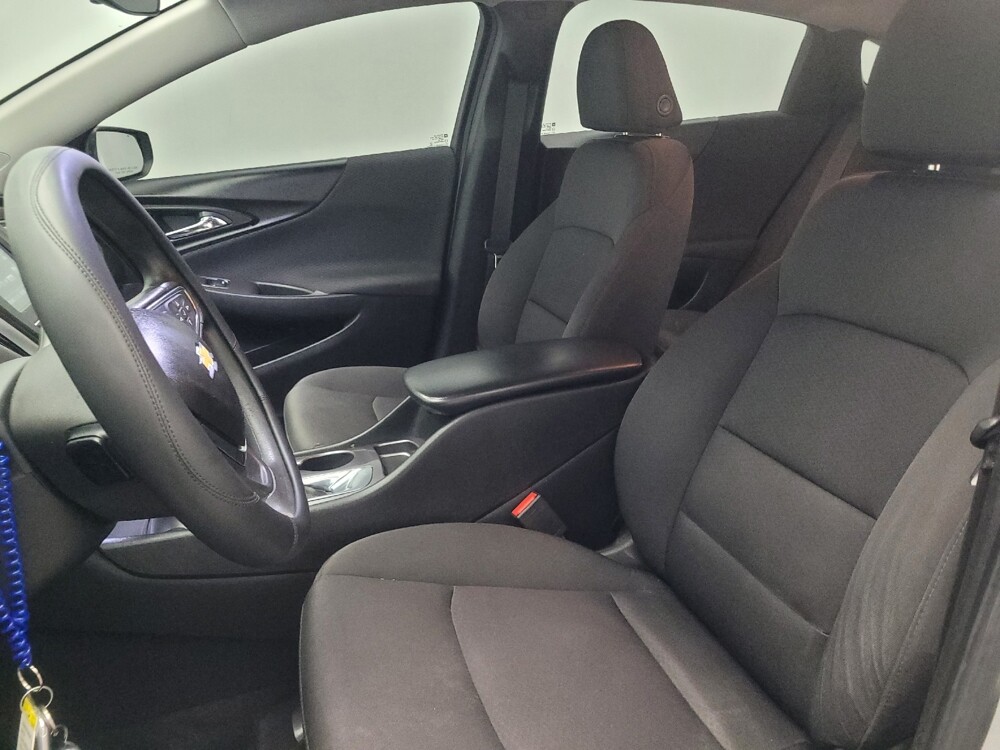 2018 Chevrolet Malibu in Stone Mountain, GA 30083 - 18143851 17