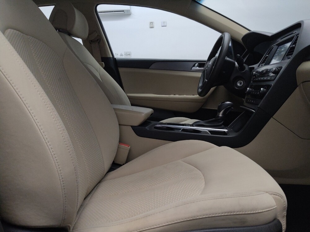 2016 Hyundai Sonata in Plano, TX 75074 - 18143860 21