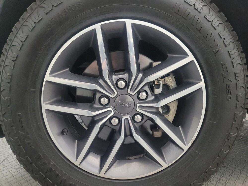 2020 Jeep Grand Cherokee in Phoenix, AZ 85015 - 18143881 31
