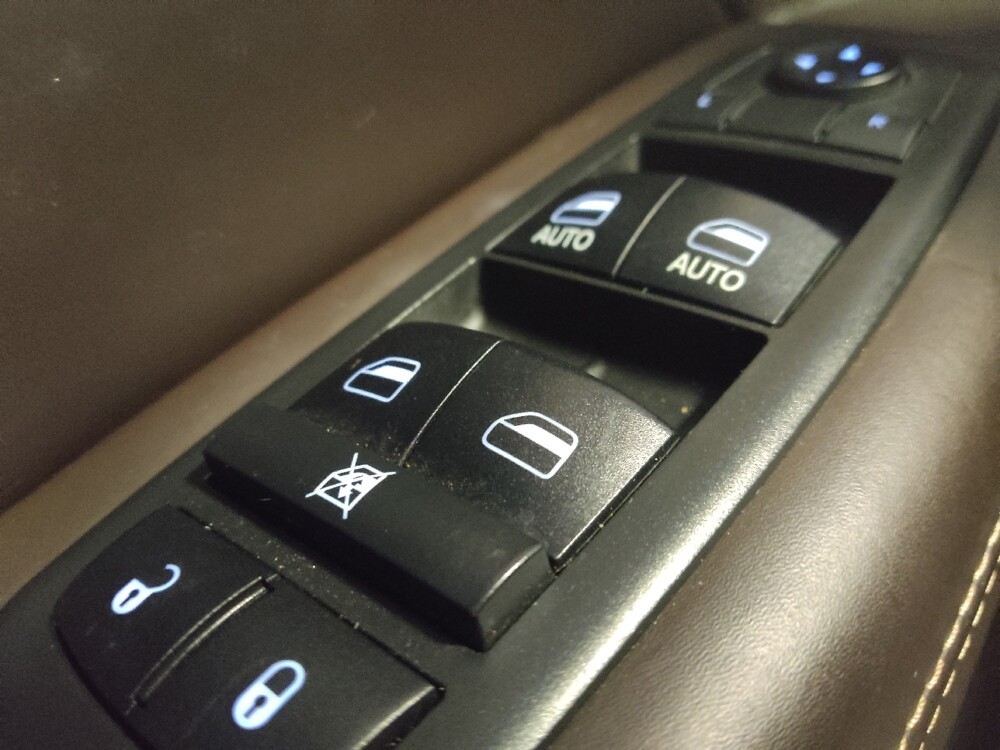 2019 Jeep Grand Cherokee in Chandler, AZ 85225 - 18143882 27