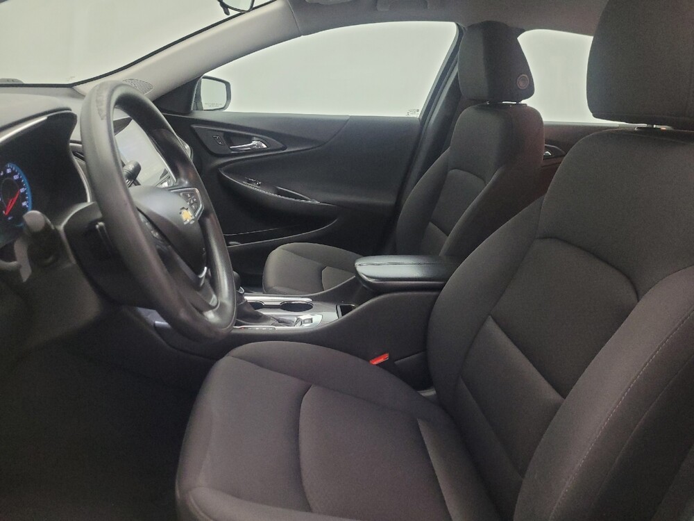 2022 Chevrolet Malibu in Phoenix, AZ 85015 - 18143883 17
