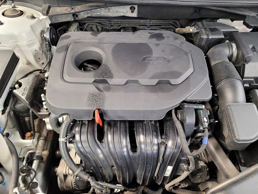 2018 Hyundai Sonata in Clearwater, FL 33764 - 18143890 30