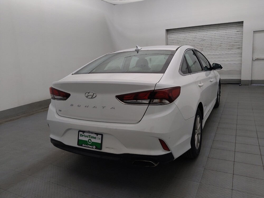 2018 Hyundai Sonata in Clearwater, FL 33764 - 18143890 9