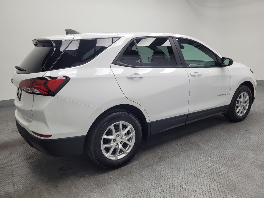 2023 Chevrolet Equinox in Las Vegas, NV 89104 - 18143892 10