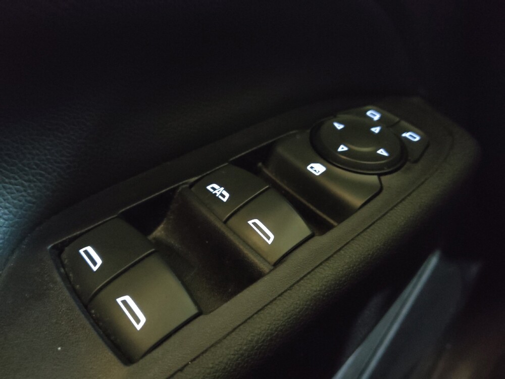 2019 Chevrolet Equinox in Salem, VA 24153 - 18143936 27