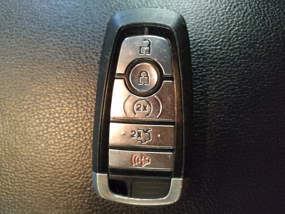 2018 Ford Explorer in Salem, VA 24153 - 18143937 32