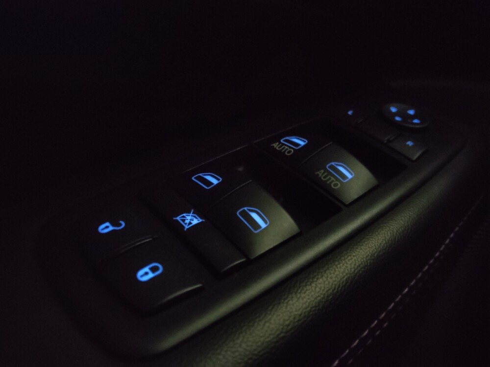 2017 Jeep Grand Cherokee in Columbia, SC 29210 - 18143941 27