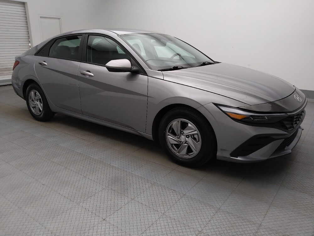 2025 Hyundai Elantra in Denver, CO 80012 - 18143948 11