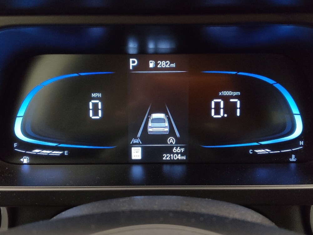 2025 Hyundai Elantra in Denver, CO 80012 - 18143948 23