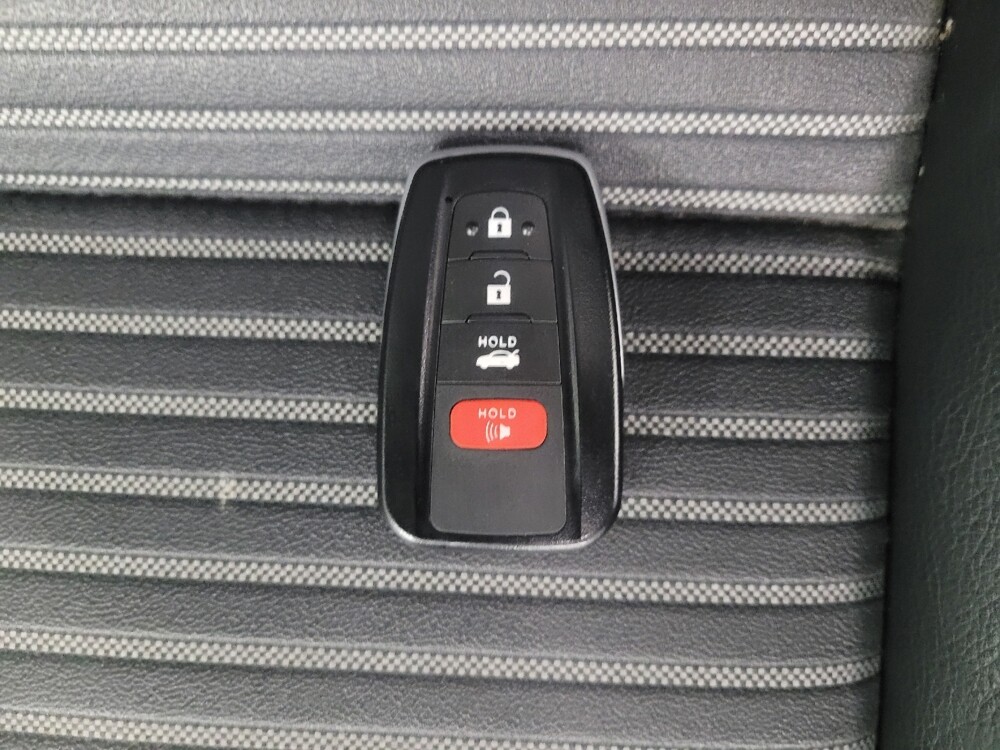 2019 Toyota Camry in Memphis, TN 38115 - 18143964 32