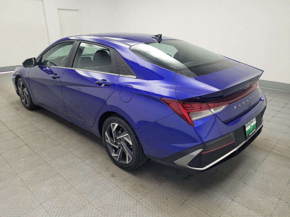 2024 Hyundai Elantra in Madison, TN 37115 - 18143965 5