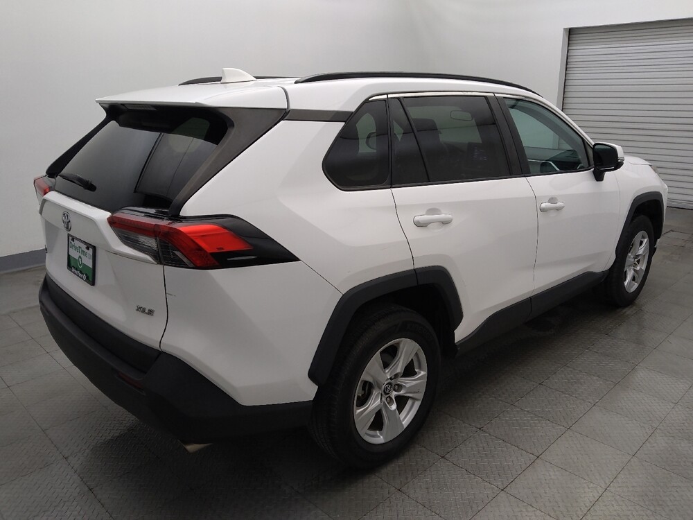 2019 Toyota RAV4 in Houston, TX 77074 - 18143966 9