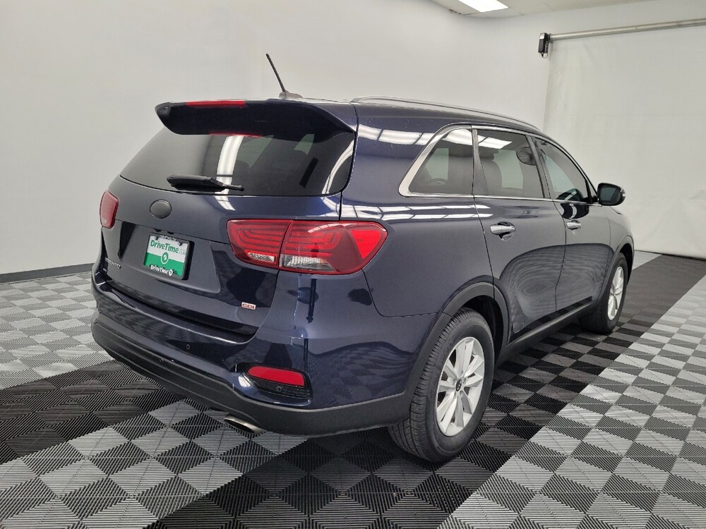 2020 Kia Sorento in Houston, TX 77074 - 18143970 9