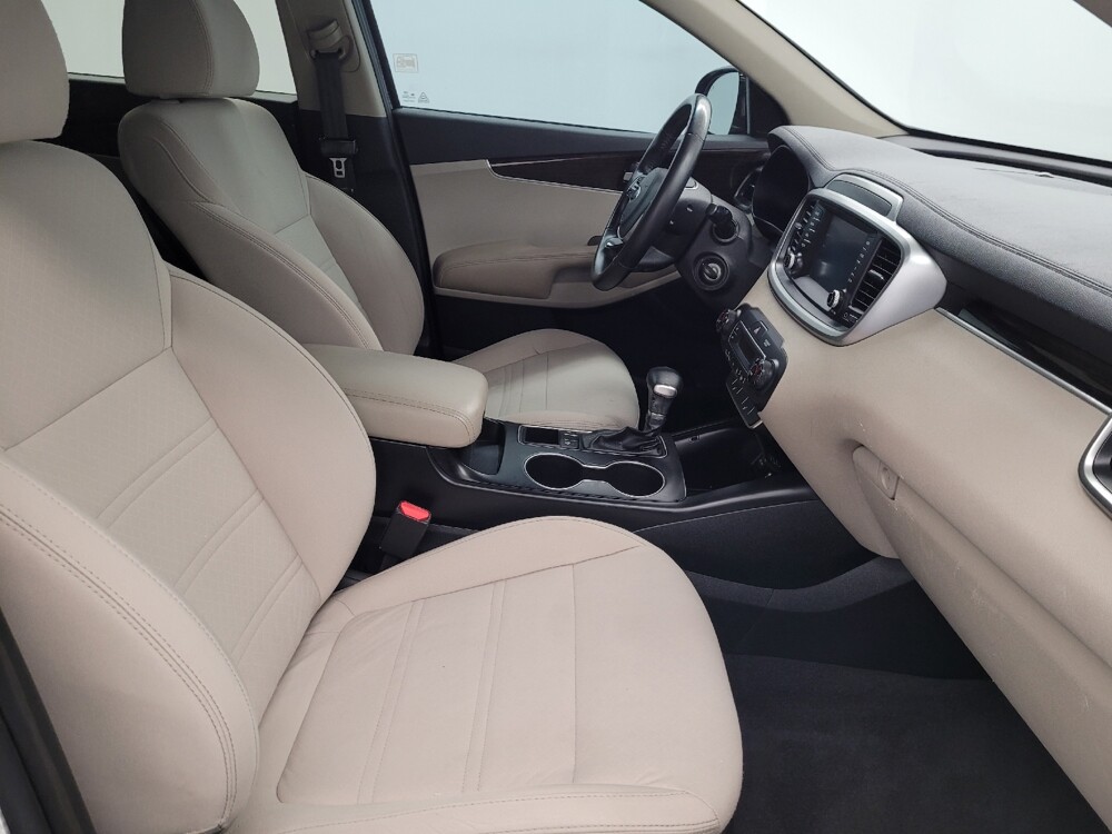 2020 Kia Sorento in Houston, TX 77074 - 18143970 21