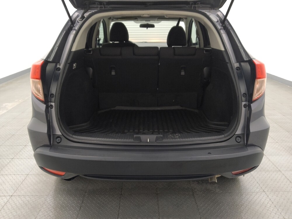 2018 Honda HR-V in Houston, TX 77034 - 18143974 29