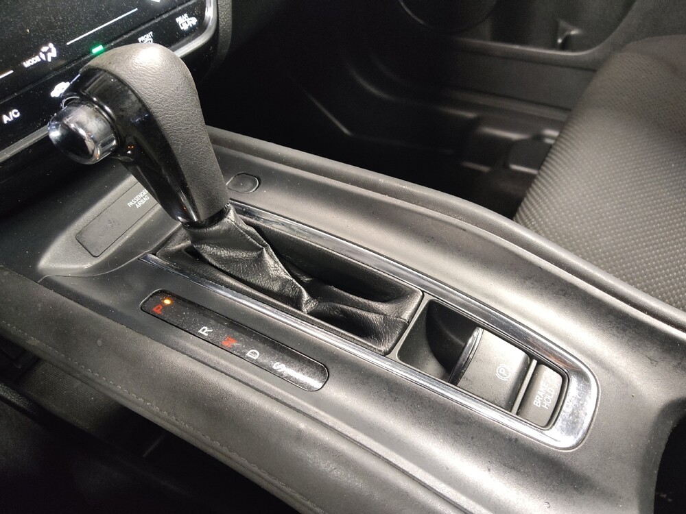 2018 Honda HR-V in Houston, TX 77034 - 18143974 26
