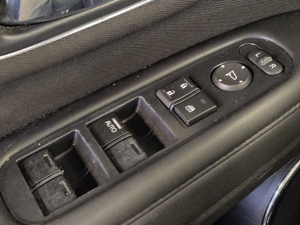 2018 Honda HR-V in Houston, TX 77034 - 18143974 27