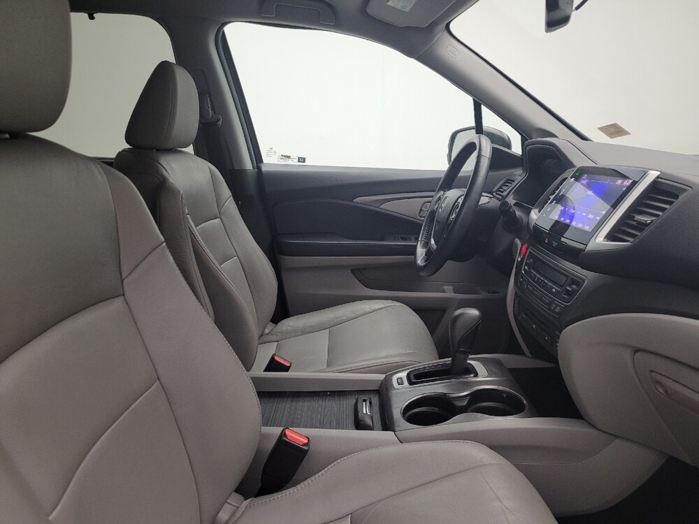 2016 Honda Pilot in Cincinnati, OH 45255 - 18143981 21