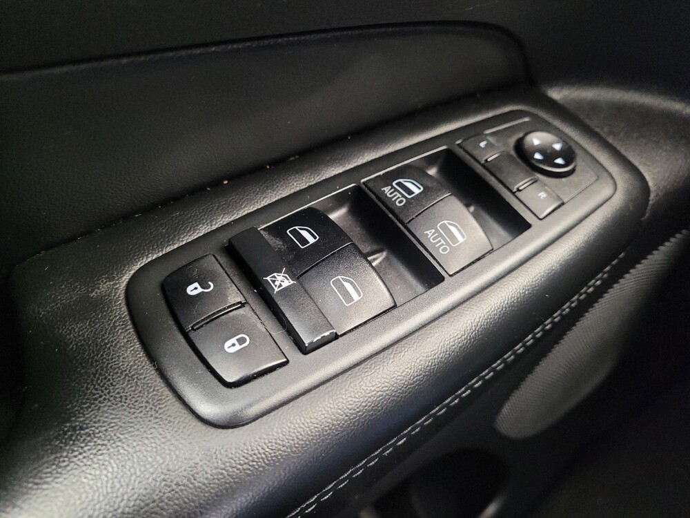 2019 Jeep Grand Cherokee in Toledo, OH 43617 - 18143982 27