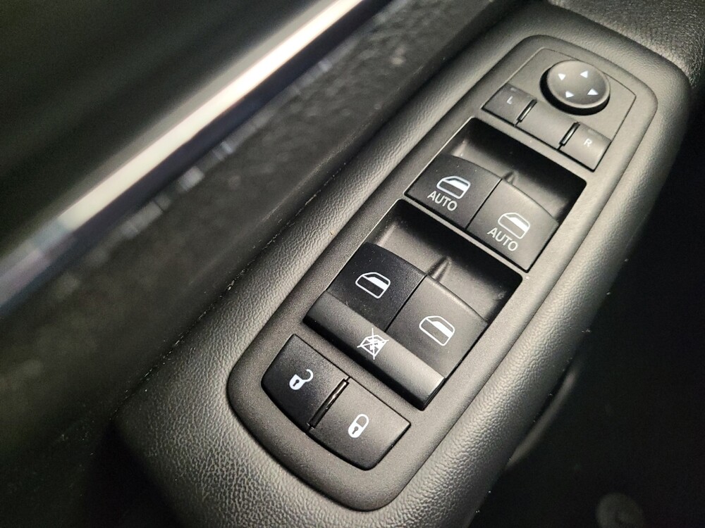 2021 Jeep Grand Cherokee in Maple Heights, OH 44137 - 18143983 27