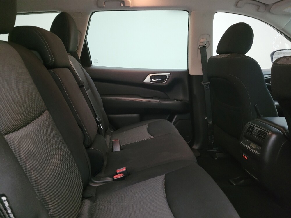 2020 Nissan Pathfinder in Cincinnati, OH 45255 - 18143984 19