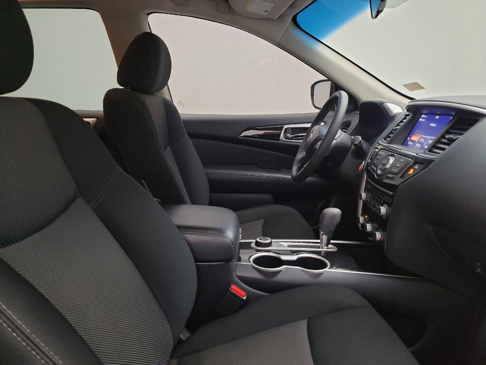 2020 Nissan Pathfinder in Cincinnati, OH 45255 - 18143984 21