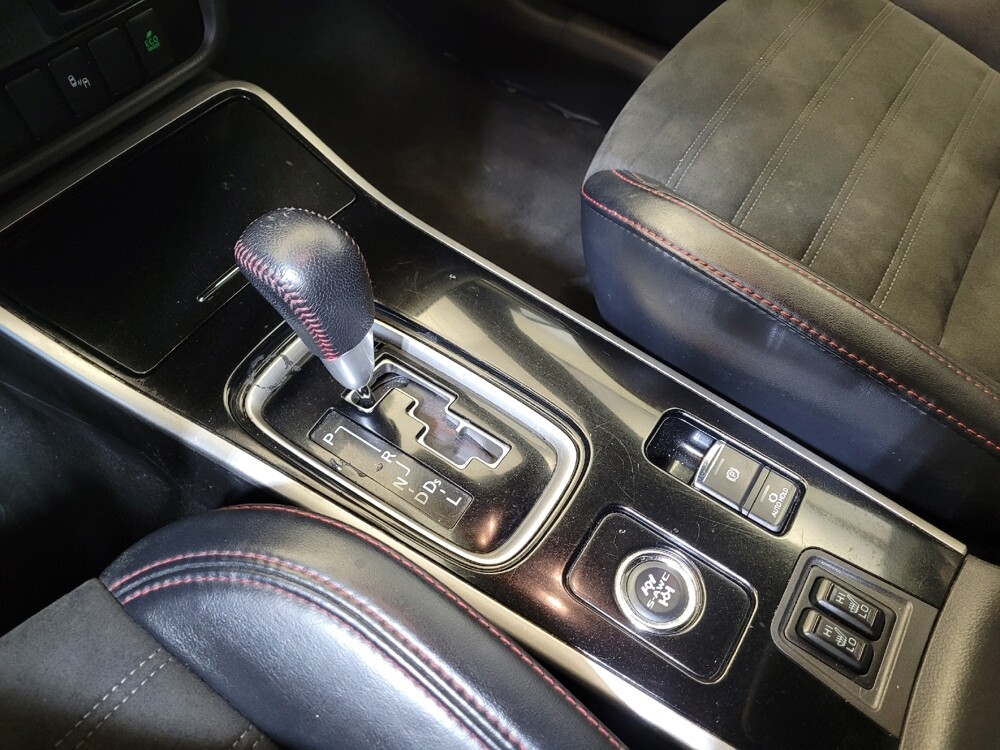 2020 Mitsubishi Outlander in Miamisburg, OH 45342 - 18143987 26