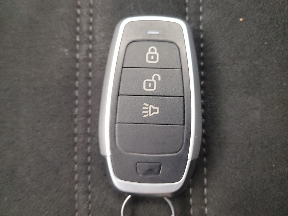 2020 Mitsubishi Outlander in Miamisburg, OH 45342 - 18143987 32