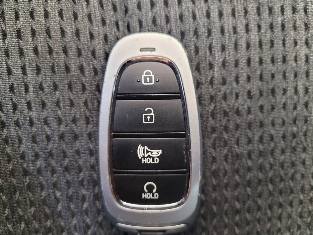 2022 Hyundai Santa Fe in Toledo, OH 43617 - 18143989 32