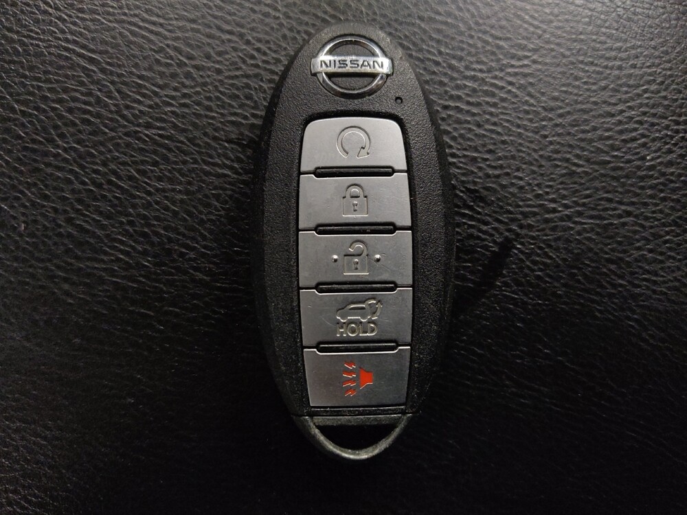 2020 Nissan Pathfinder in Round Rock, TX 78664 - 18143994 32