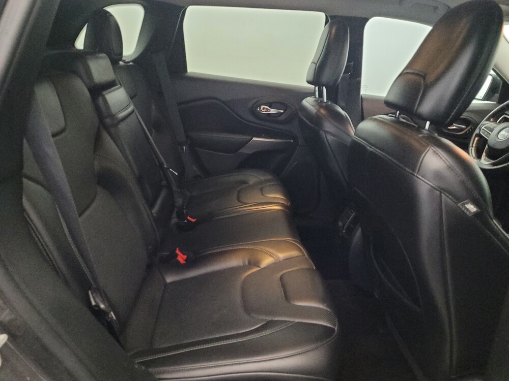 2019 Jeep Cherokee in Chesapeake, VA 23320 - 18143997 19