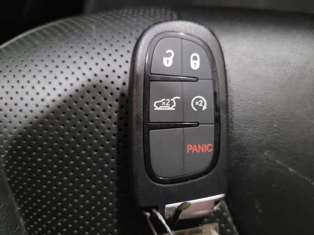 2019 Jeep Cherokee in Chesapeake, VA 23320 - 18143997 32
