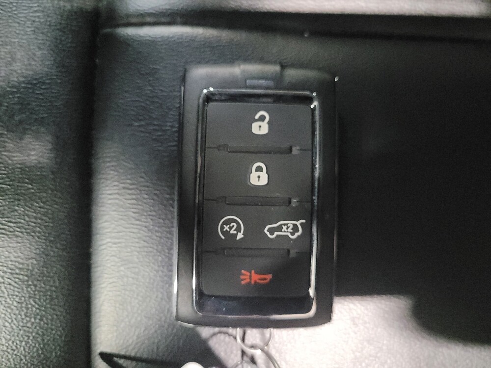 2023 Jeep Grand Cherokee in Plymouth Meeting, PA 19462 - 18143998 32
