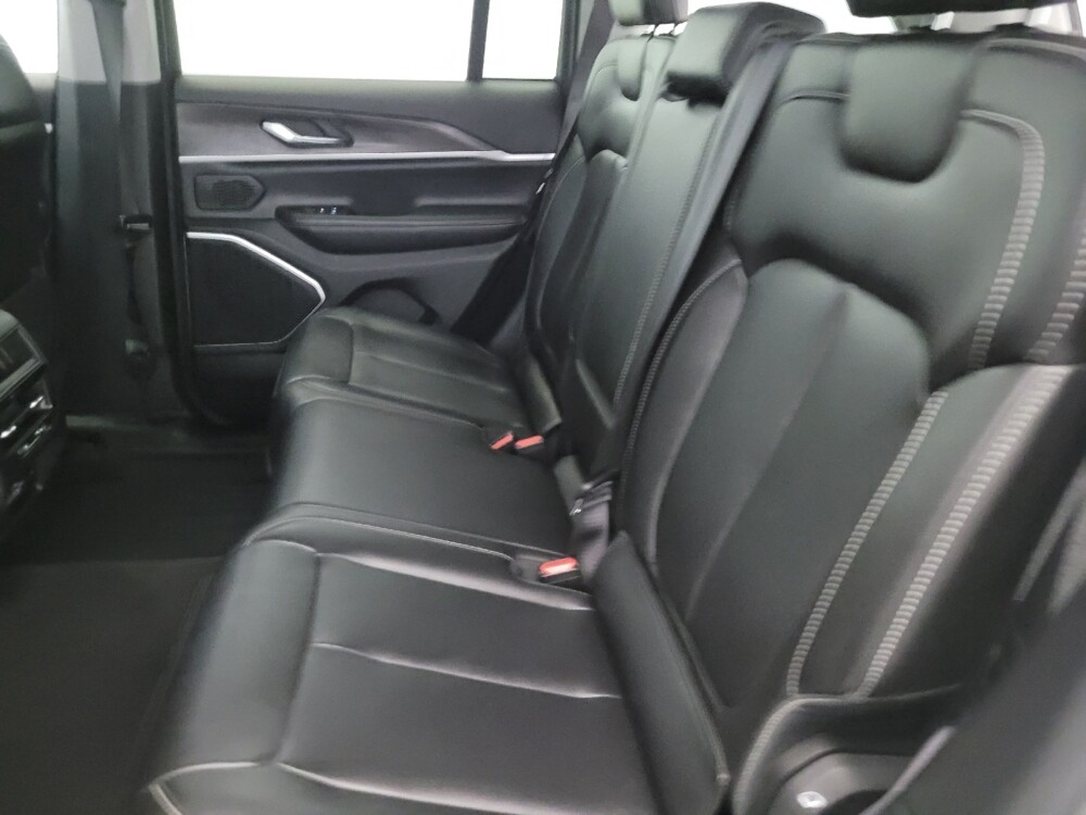 2023 Jeep Grand Cherokee in Plymouth Meeting, PA 19462 - 18143998 18