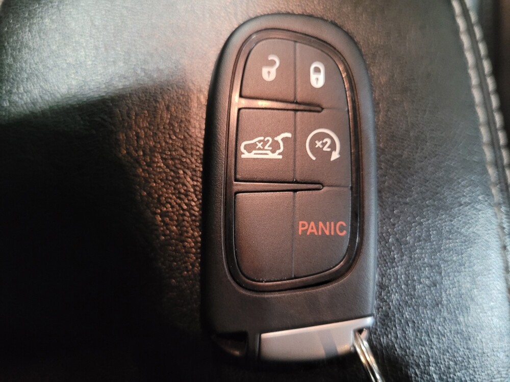 2019 Jeep Cherokee in Allentown, PA 18103 - 18144000 32