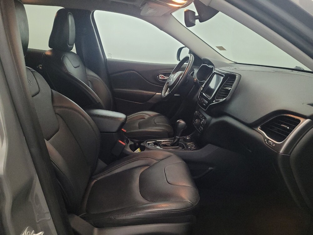 2019 Jeep Cherokee in Allentown, PA 18103 - 18144000 21