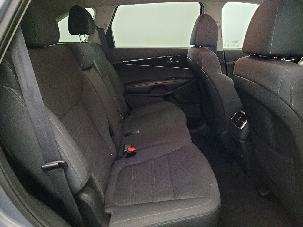 2020 Kia Sorento in Glen Burnie, MD 21061 - 18144003 19